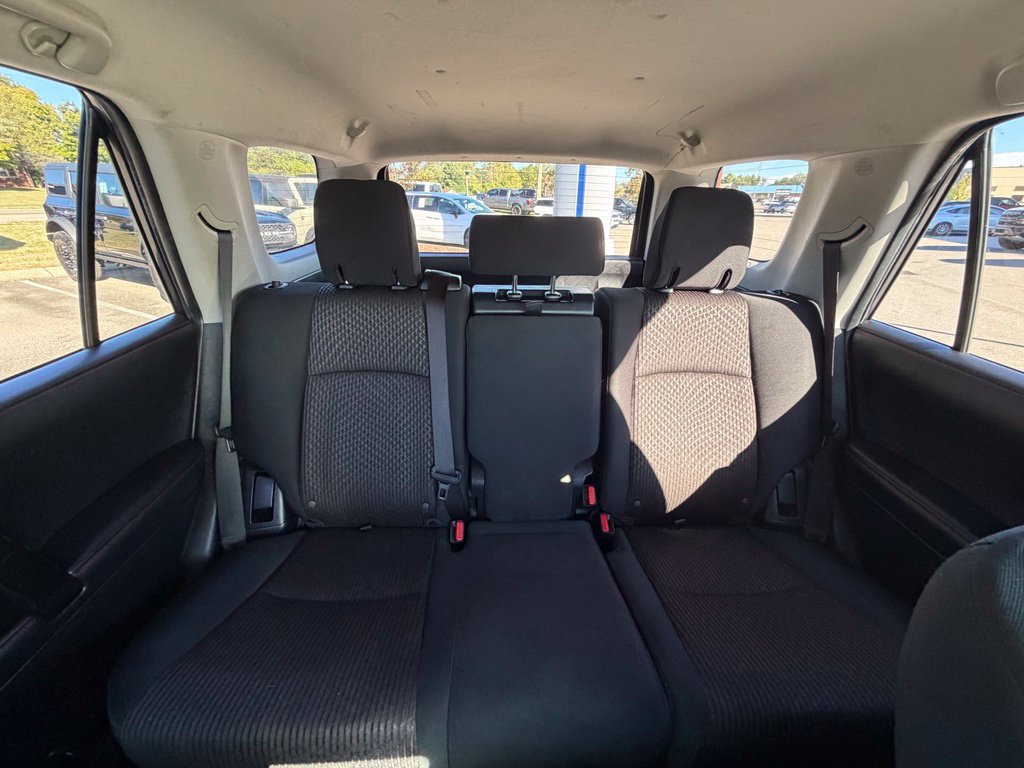 Used 2018 Toyota 4Runner TRD Off-Road AWD/4WD image 18