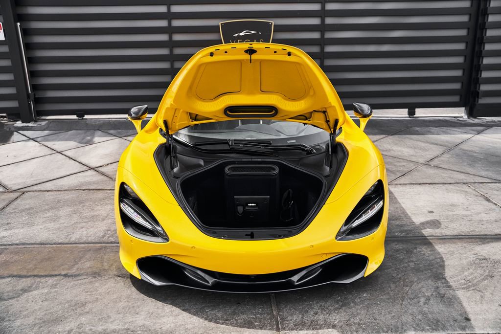 Used 2021 McLaren 720S Luxury RWD image 19