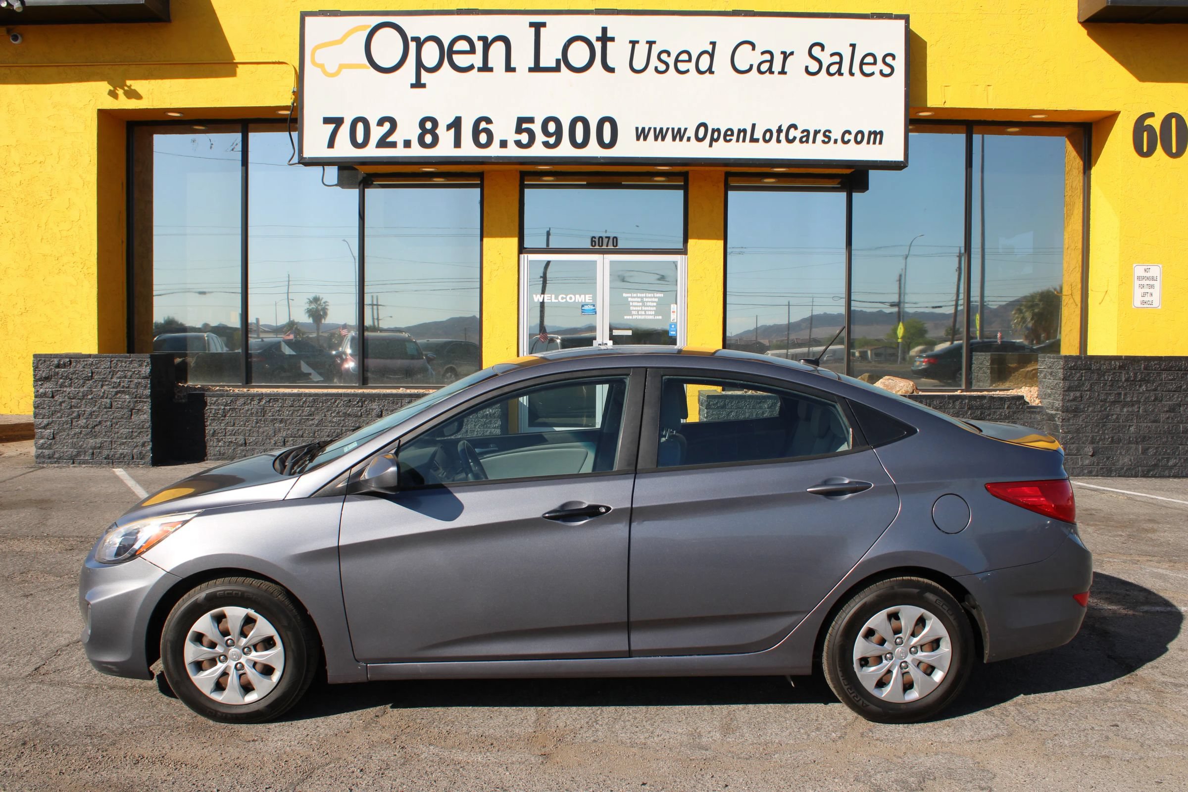 Used 2017 Hyundai Accent SE FWD image 21
