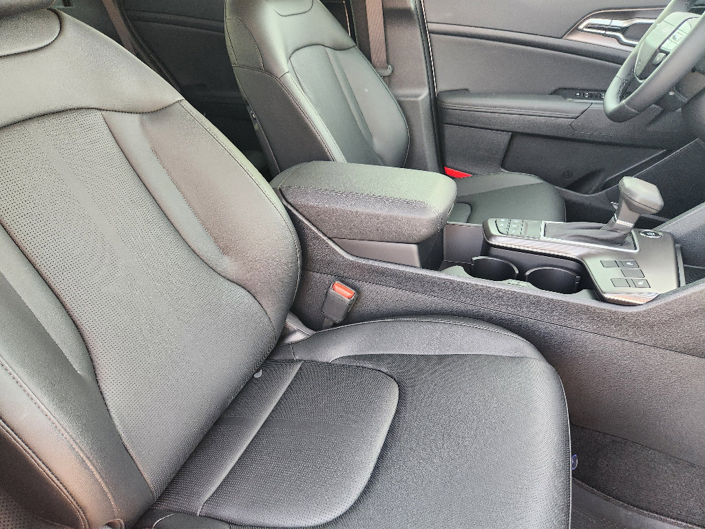 New 2026 Kia Sportage EX image 10