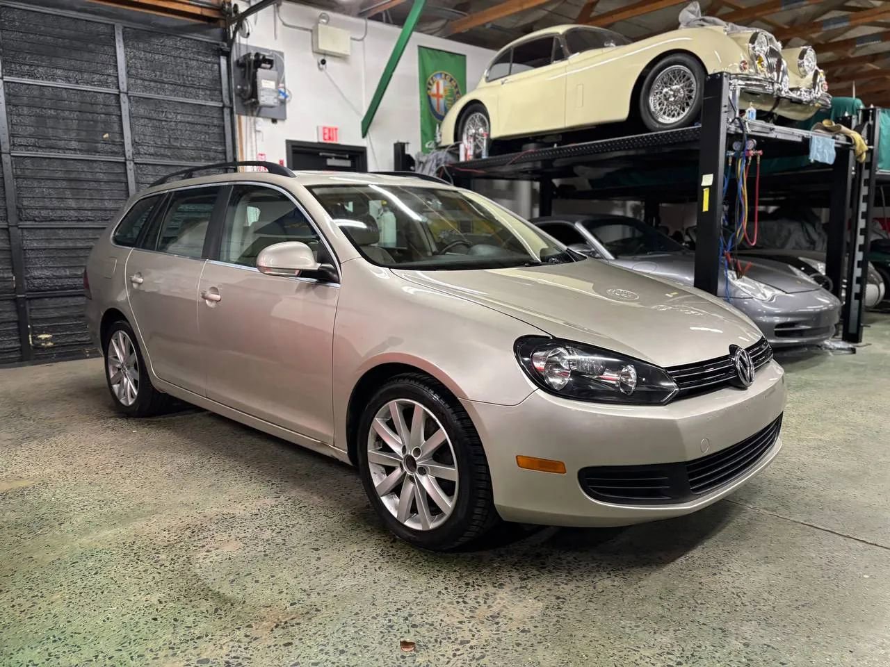 Used 2012 Volkswagen Jetta TDI image 37