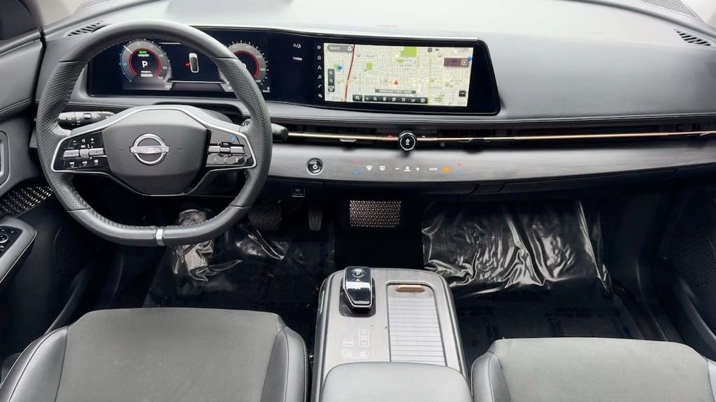 Certified 2024 Nissan Ariya FWD image 11