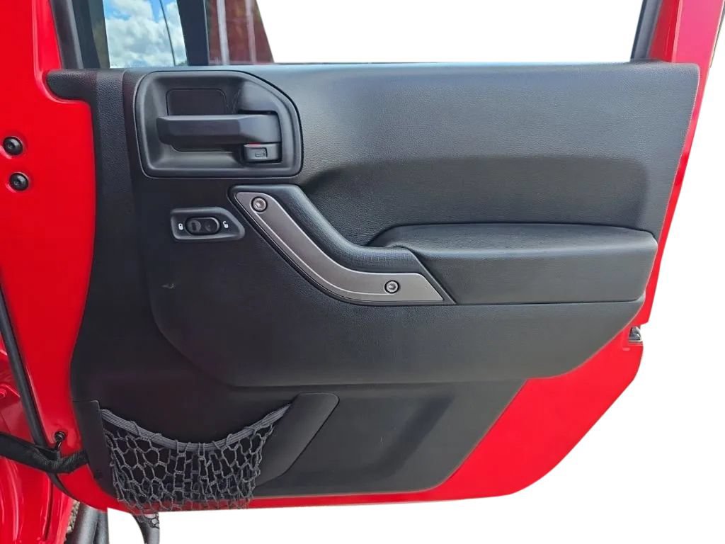 Used 2016 Jeep Wrangler Unlimited Sport AWD/4WD image 20