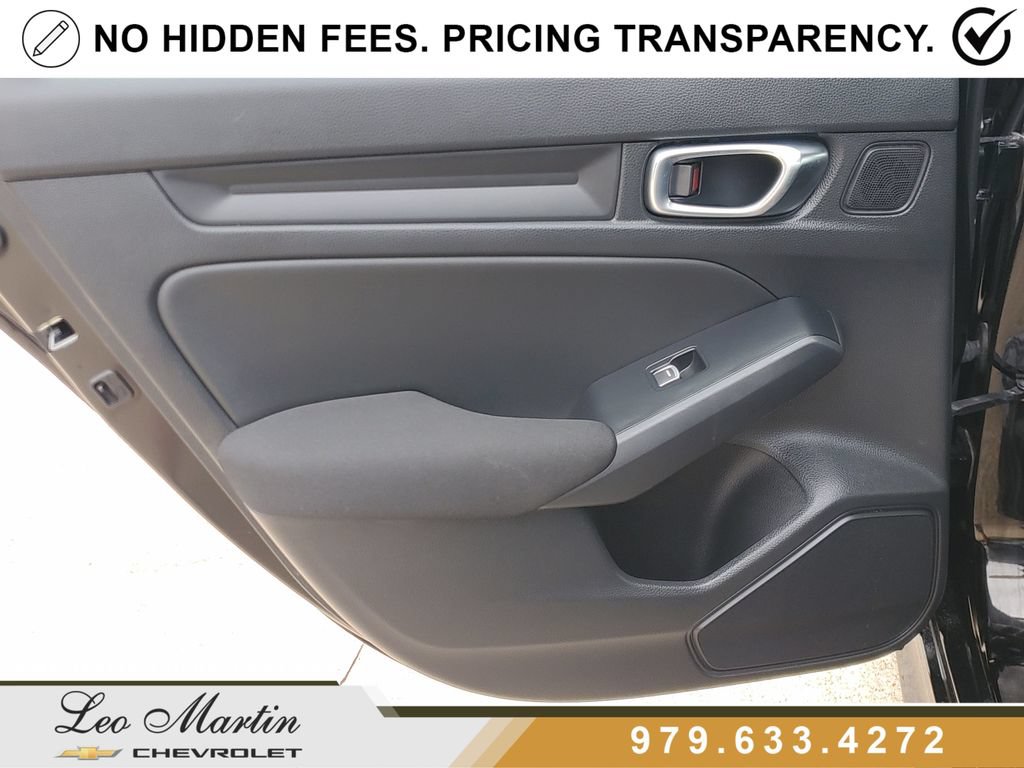 Used 2025 Honda Civic Sport image 12