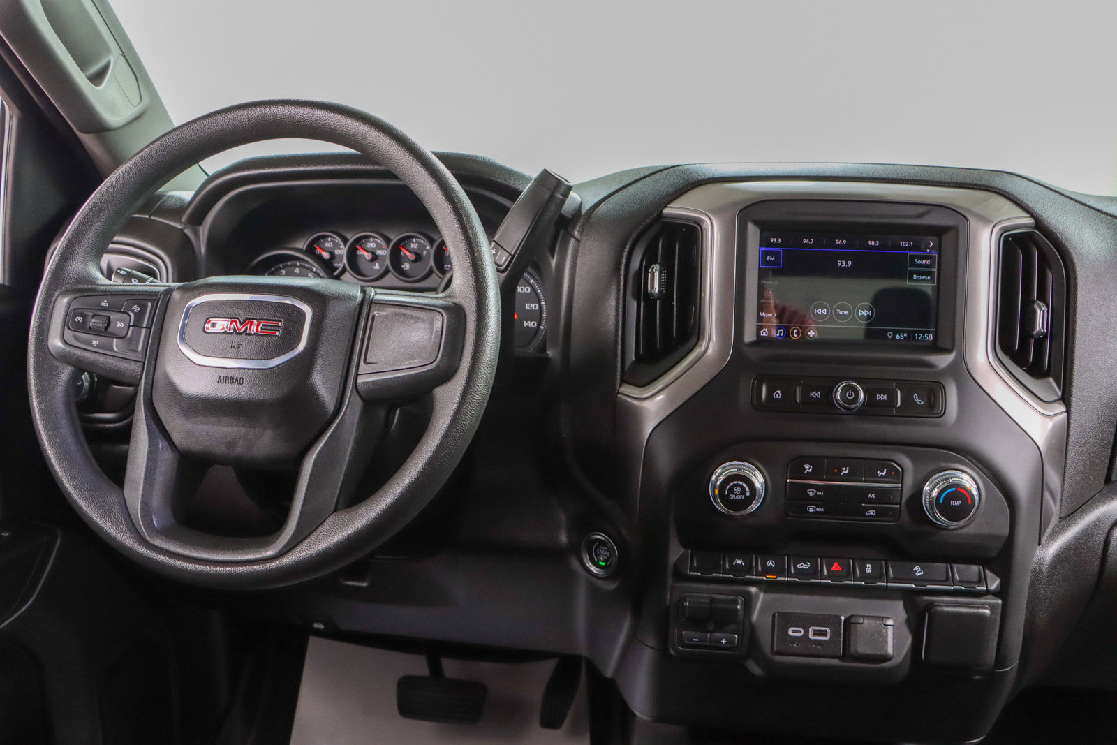 Used 2024 GMC Sierra 1500 Pro w/ Pro Value Package image 17