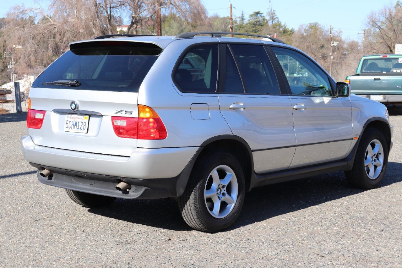 Used 2002 BMW X5 3.0i image 9
