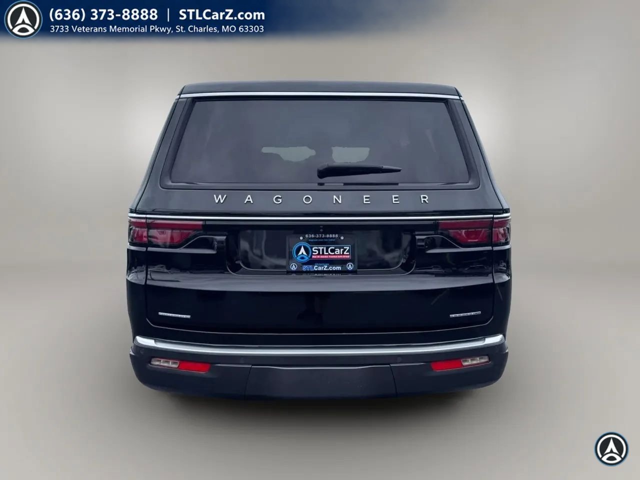 Used 2022 Jeep Wagoneer Series III w/ Premium Group I AWD/4WD image 4