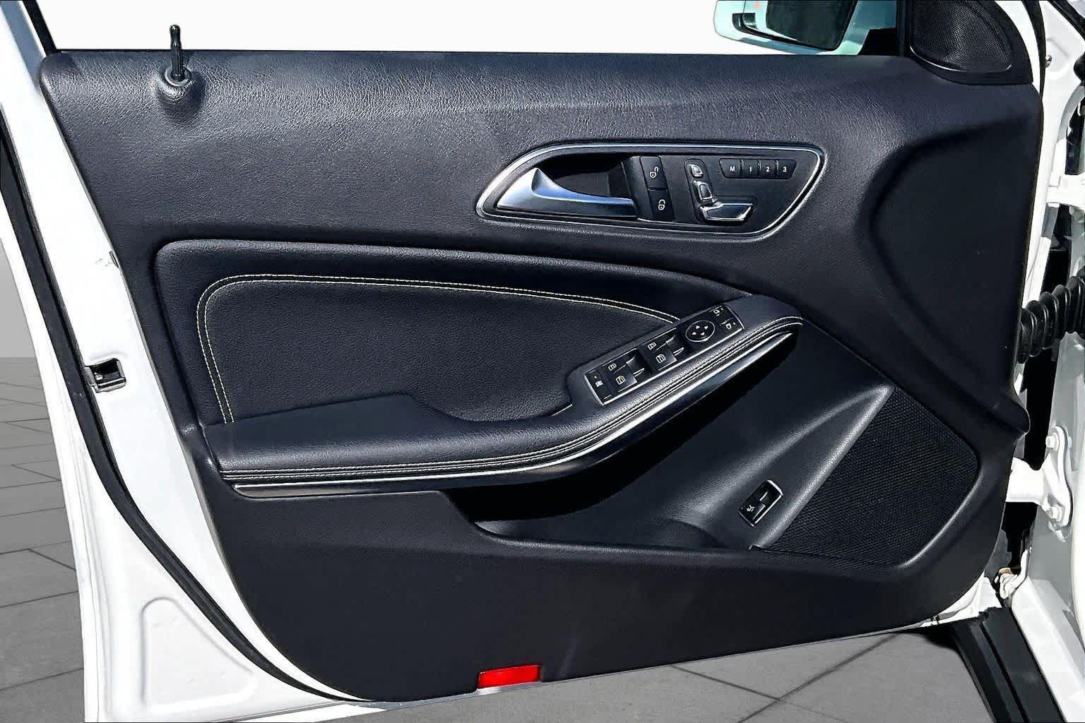 Used 2020 Mercedes-Benz GLA 250 4MATIC image 22