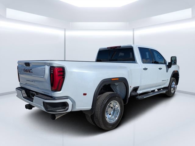 New 2026 GMC Sierra 3500 Denali w/ Denali Reserve Package image 3
