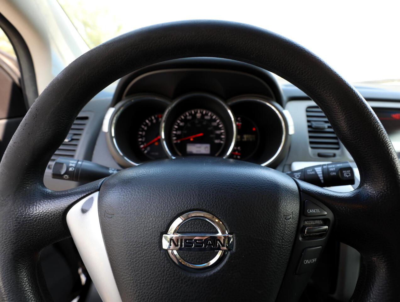 Used 2013 Nissan Murano S image 20