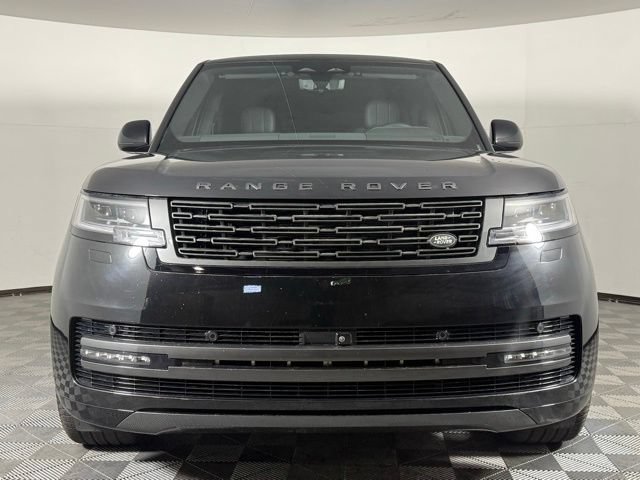 Used 2024 Land Rover Range Rover Long Wheelbase SE AWD/4WD image 11