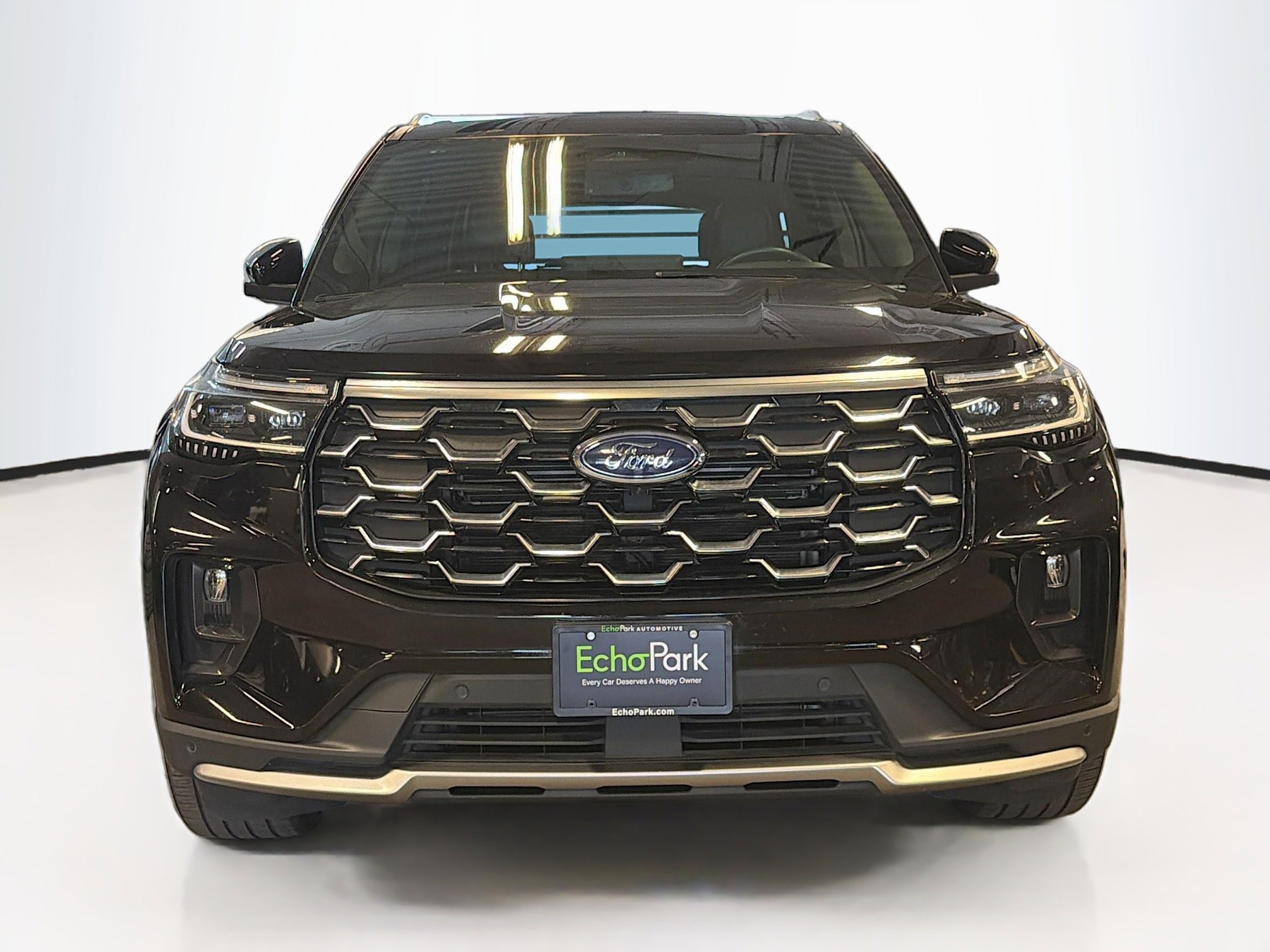 Used 2025 Ford Explorer Platinum w/ LUX Leather Package image 2