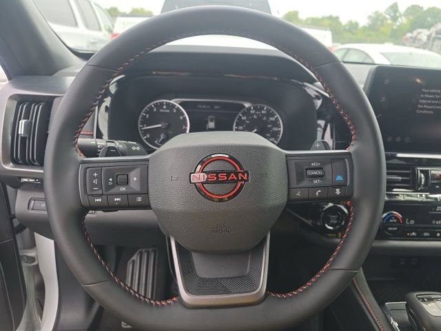 Used 2026 Nissan Pathfinder Rock Creek AWD/4WD image 12
