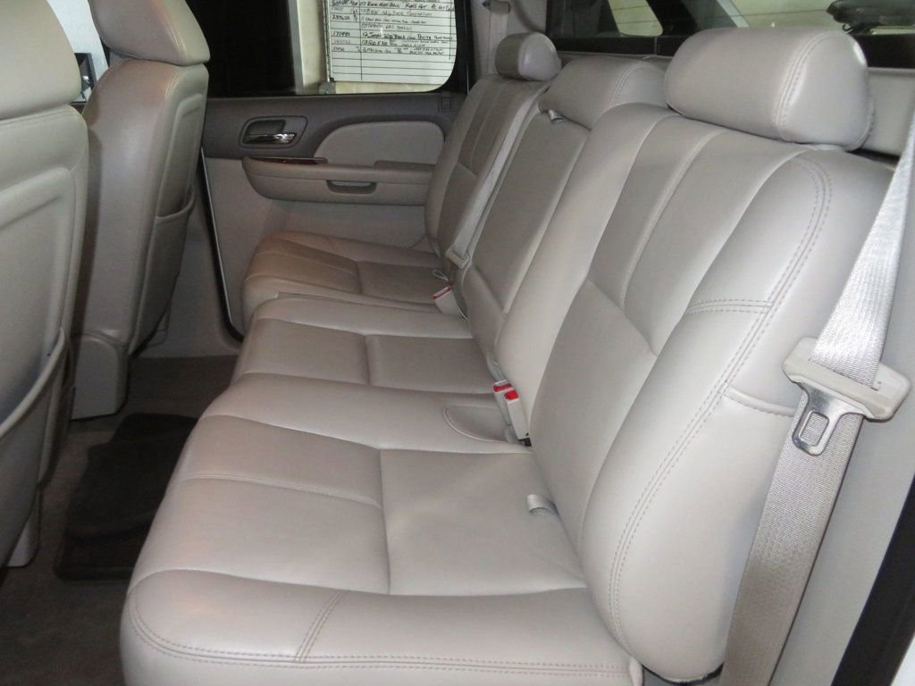 Used 2008 Chevrolet Avalanche LTZ w/ LTZ Preferred Equipment Group image 28