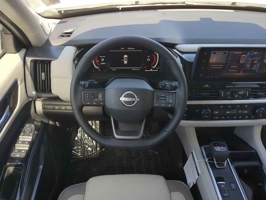 New 2026 Nissan Pathfinder SL w/ SL Premium Package AWD/4WD image 17