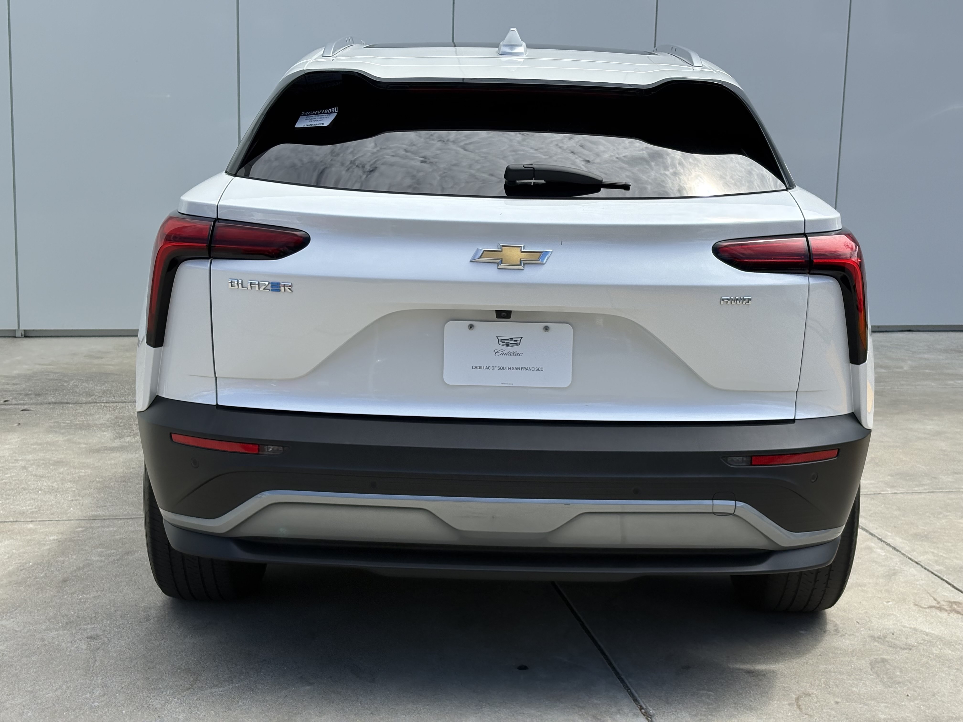 Used 2024 Chevrolet Blazer EV LT AWD/4WD image 8