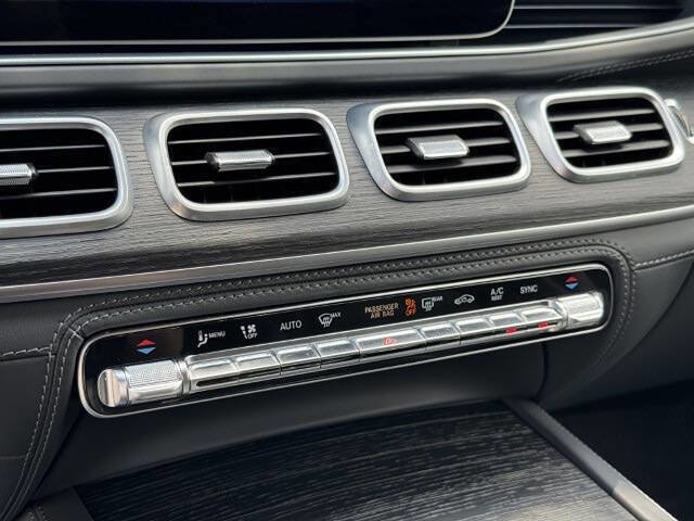 Used 2023 Mercedes-Benz GLE 63 AMG S w/ AMG Night Package image 35