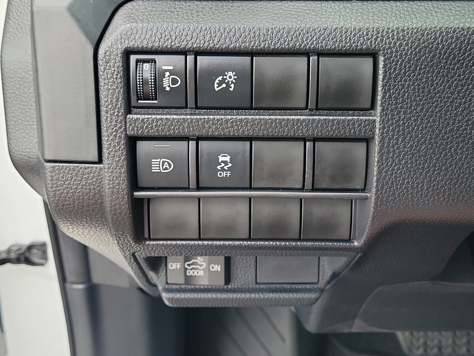 Used 2025 Toyota Tacoma SR w/ SR Upgrade Package RWD image 25