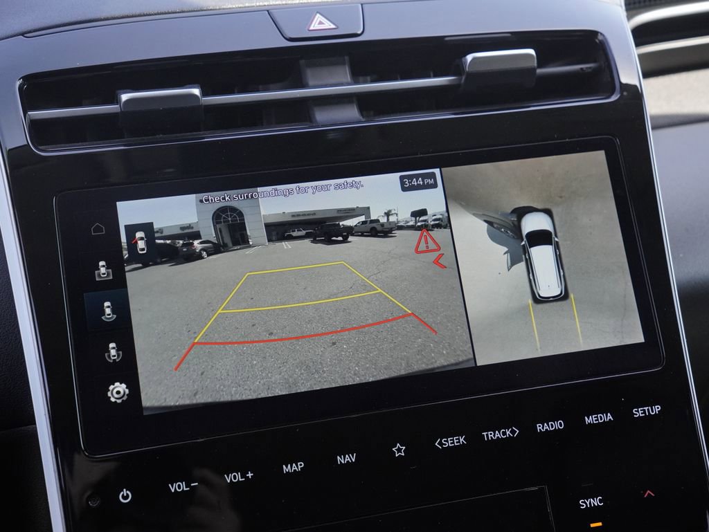 Used 2024 Hyundai Tucson Limited AWD/4WD image 16