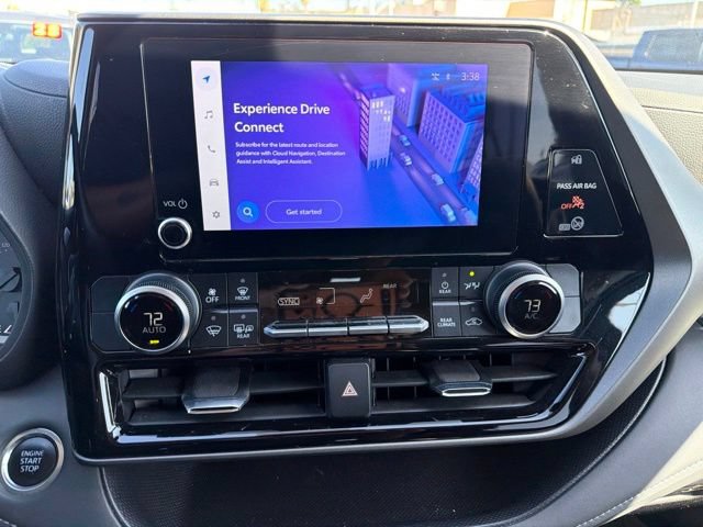 Used 2024 Toyota Highlander LE FWD image 10