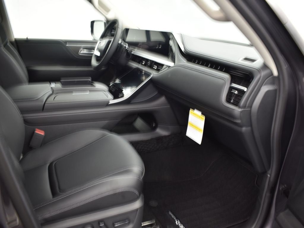 New 2026 INFINITI QX80 Pure w/ Cargo Package image 23