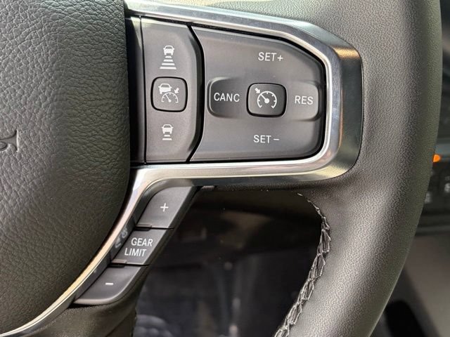 New 2026 RAM 2500 Laramie w/ Night Edition AWD/4WD image 18