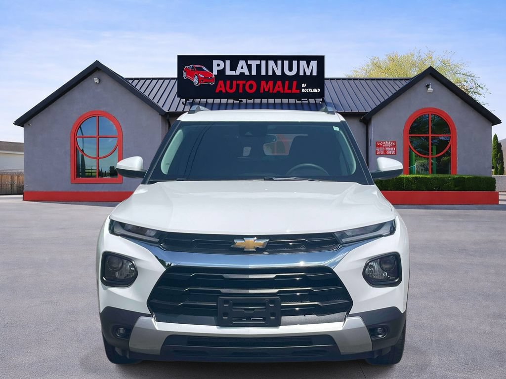 Used 2023 Chevrolet TrailBlazer LT w/ Convenience Package AWD/4WD image 2