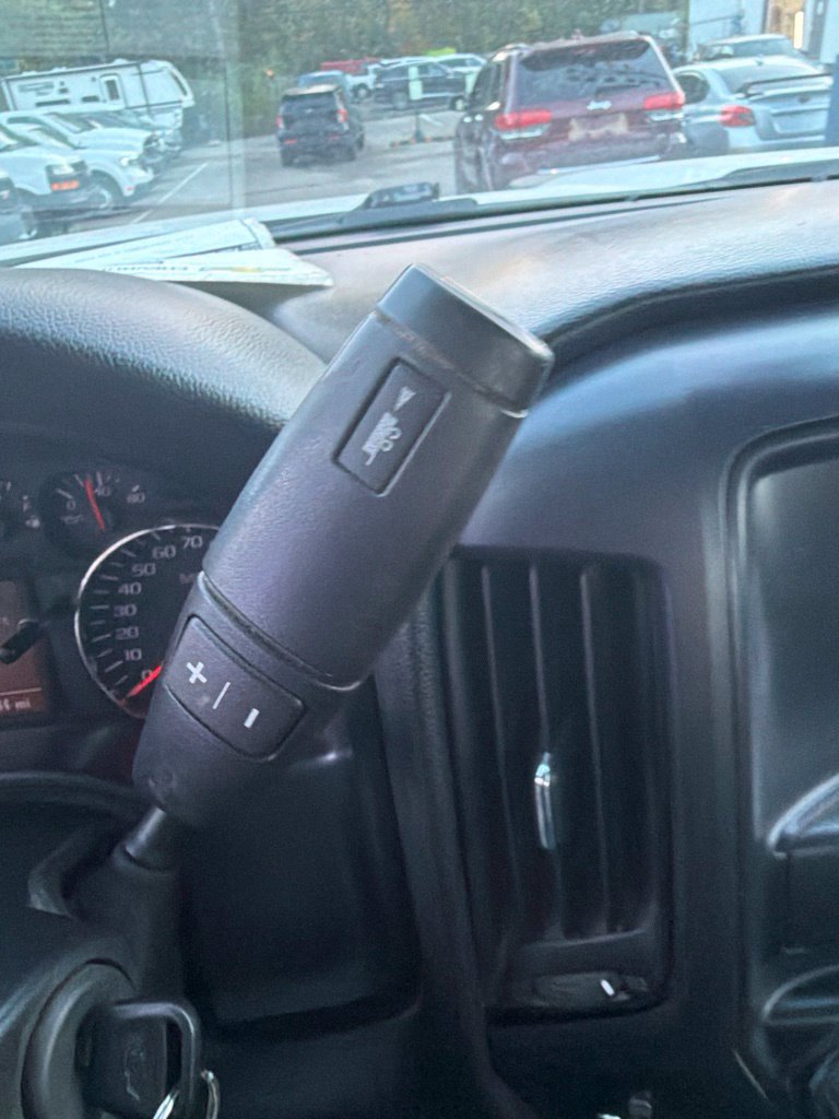 Used 2015 Chevrolet Silverado 2500 W/T w/ Snow Plow Prep Package AWD/4WD image 17