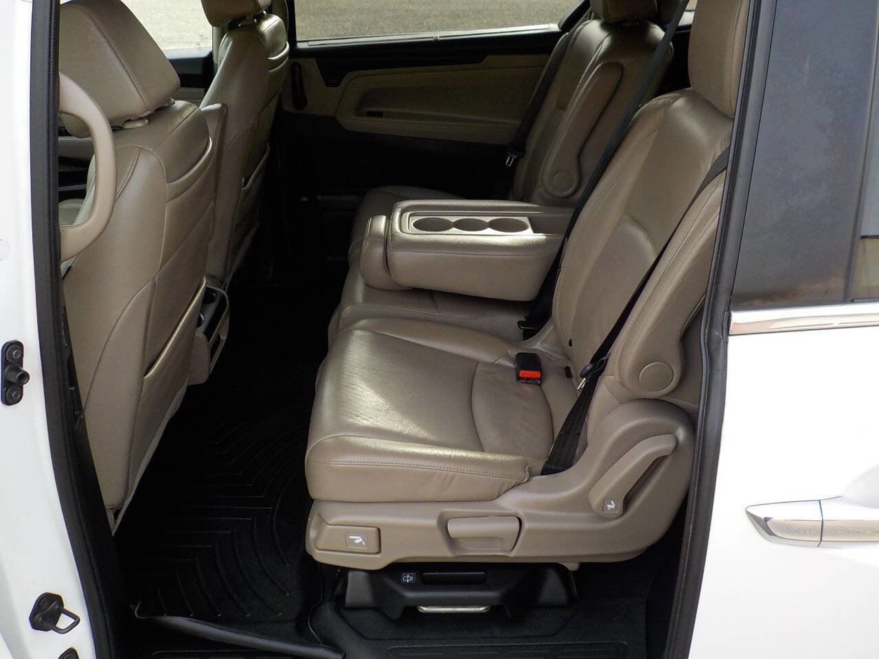 Used 2020 Honda Odyssey Touring image 23