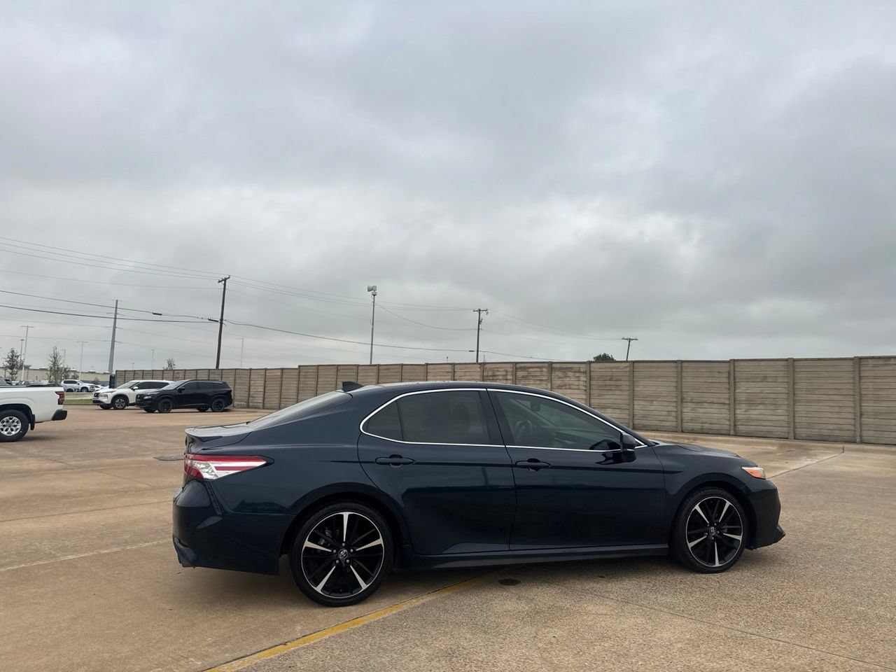 Used 2020 Toyota Camry XSE FWD image 26