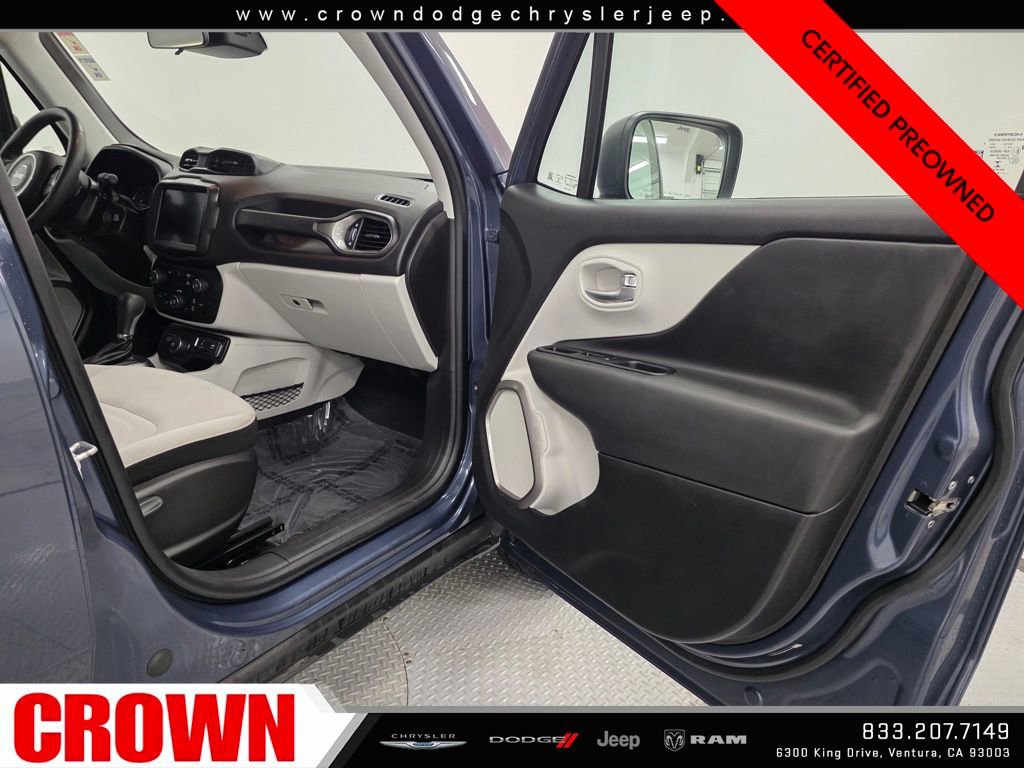 Certified 2022 Jeep Renegade Latitude image 13