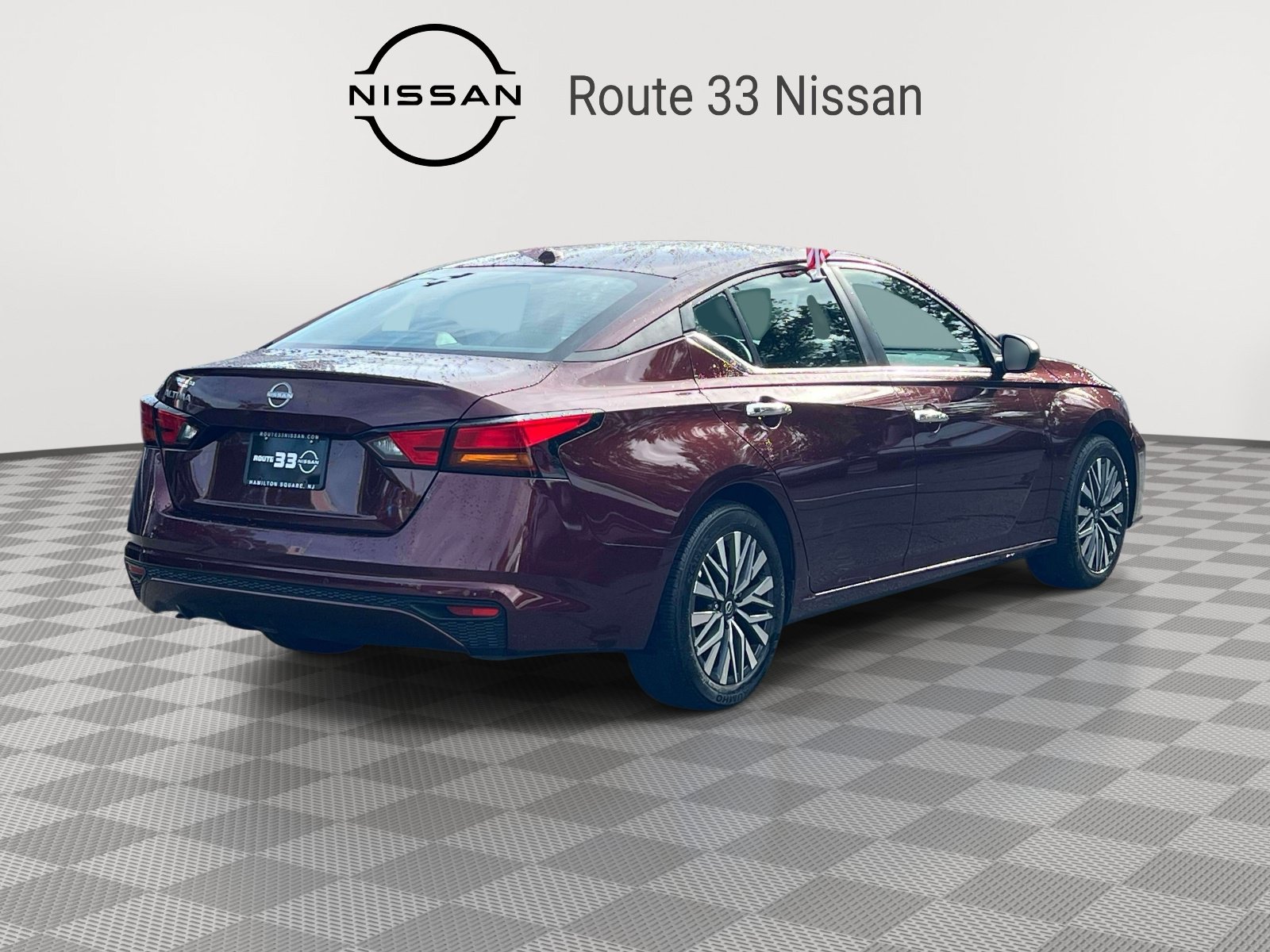 Used 2025 Nissan Altima 2.5 SV FWD image 4