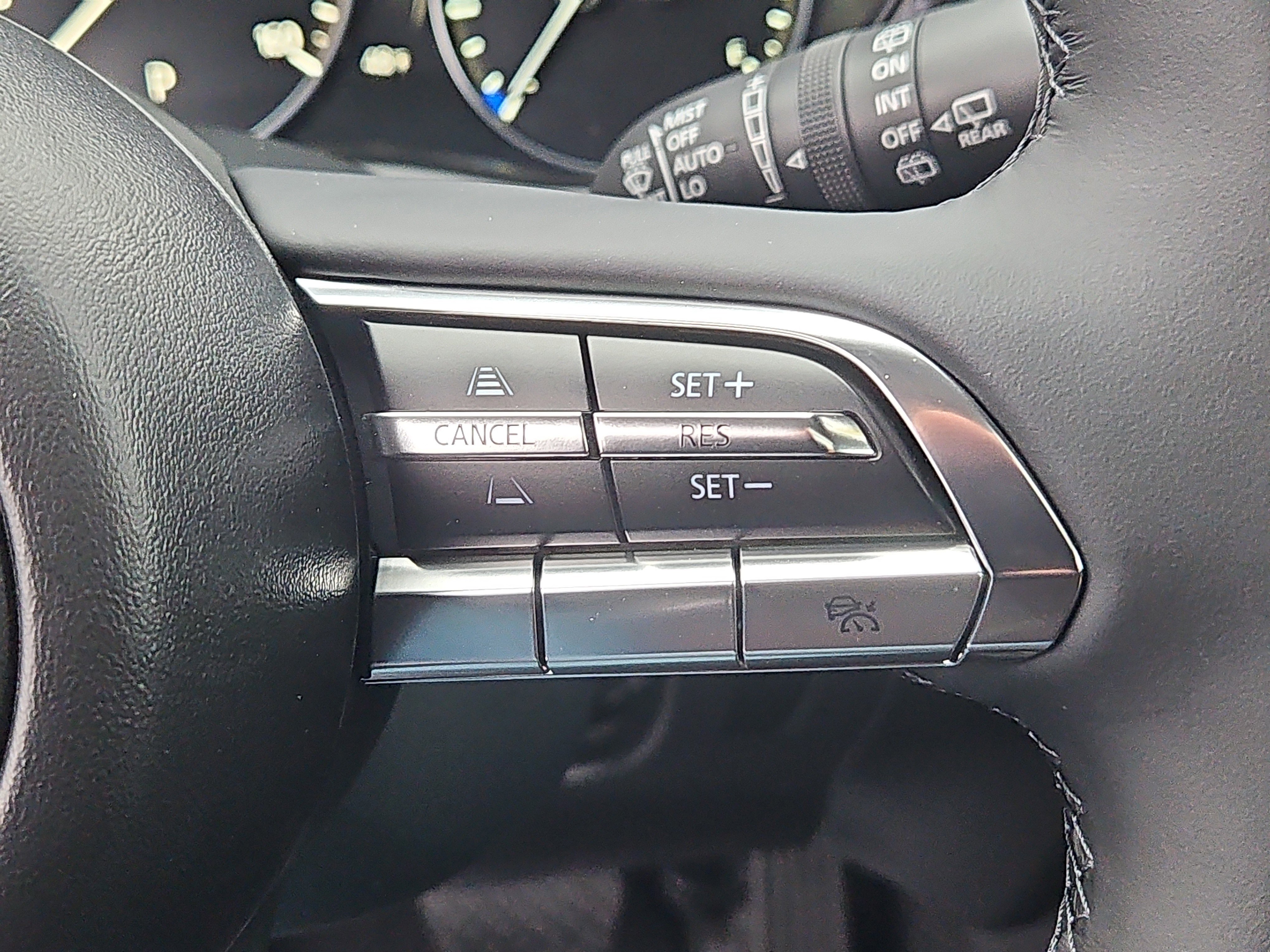 New 2026 MAZDA CX-50 AWD 2.5 Hybrid w/ Premium Pkg image 18