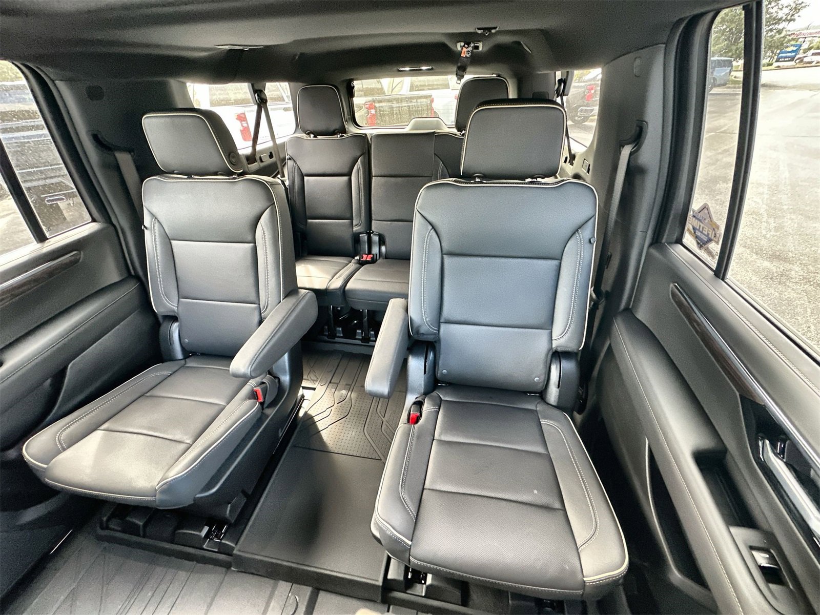 New 2026 Chevrolet Suburban Premier w/ Sun And Tow Package image 25