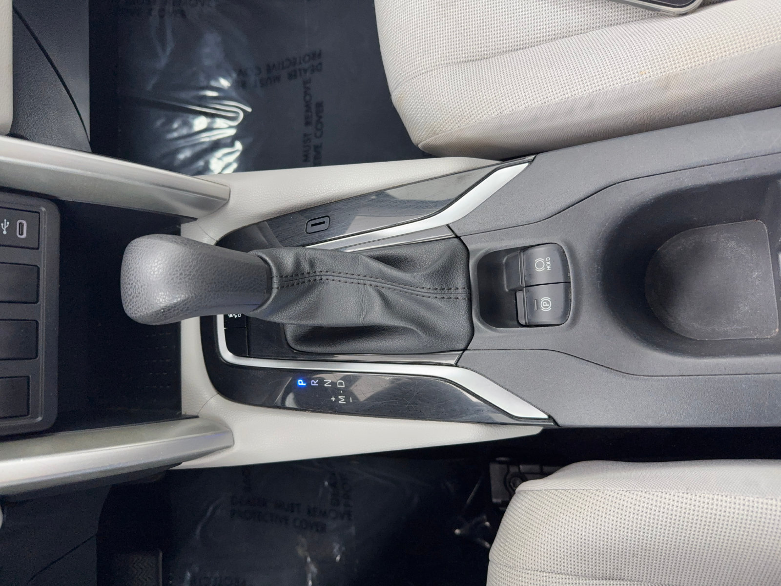 Used 2023 Toyota Corolla Cross L AWD/4WD image 19