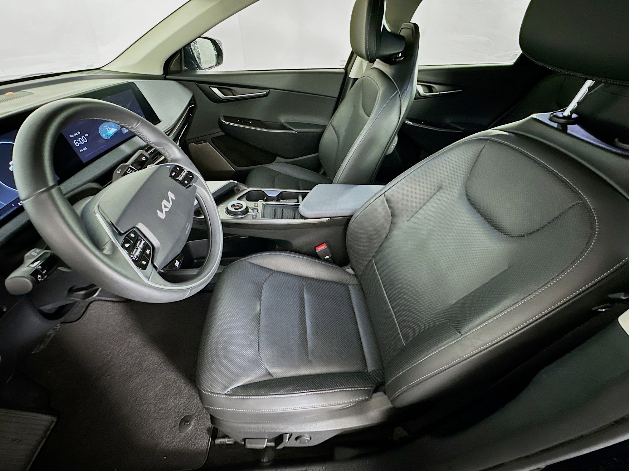 Used 2023 Kia EV6 Wind w/ Wind Technology Package image 13