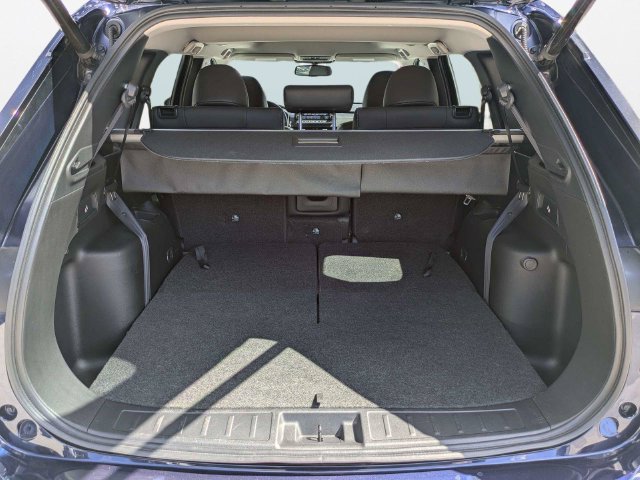 Used 2024 Mitsubishi Outlander SE FWD image 13