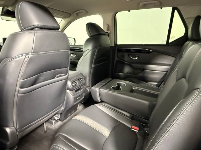 Used 2025 Honda Pilot EX-L image 38
