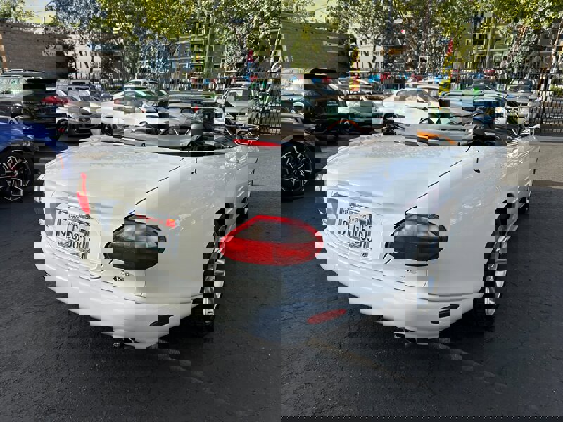 Used 2000 Jaguar XK8 Convertible image 14