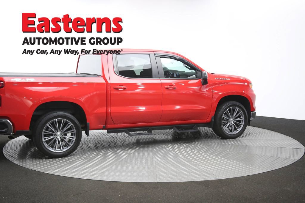 Used 2022 Chevrolet Silverado 1500 LT AWD/4WD image 50