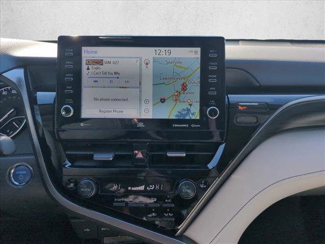 Used 2021 Toyota Camry XLE image 14