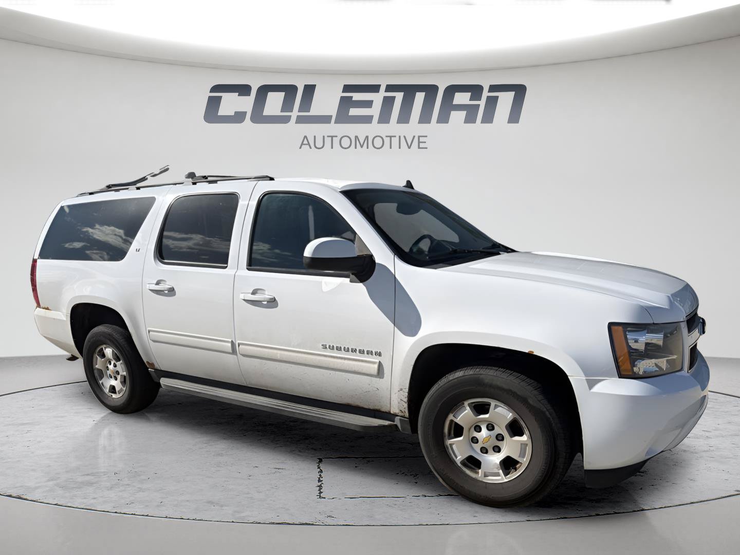 Used 2012 Chevrolet Suburban LT w/ Luxury Package AWD/4WD image 3