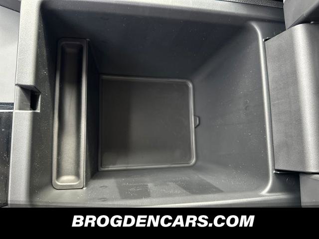 New 2025 Honda Pilot Touring image 10