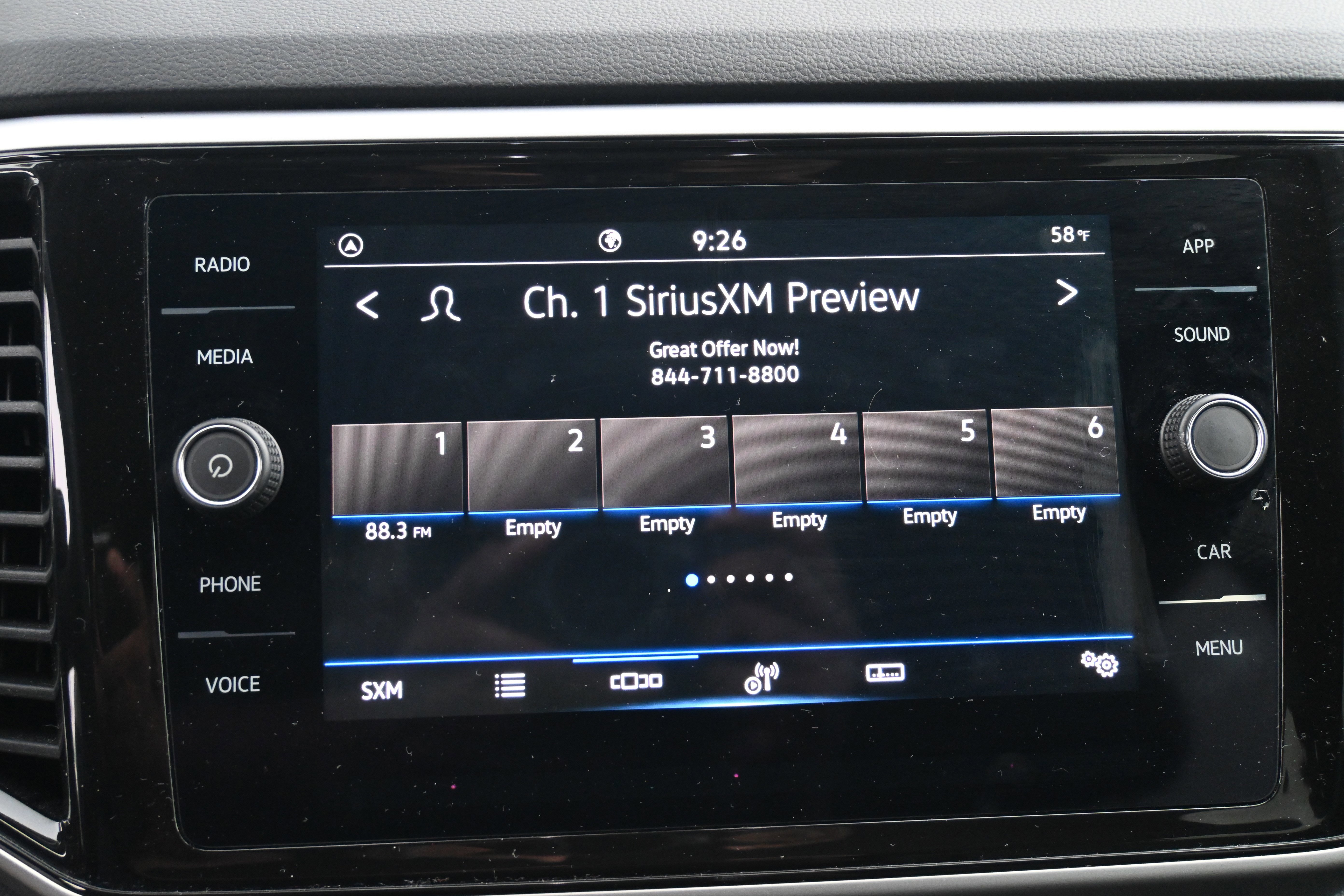 Used 2023 Volkswagen Atlas SE w/ Black Wheel Package image 23