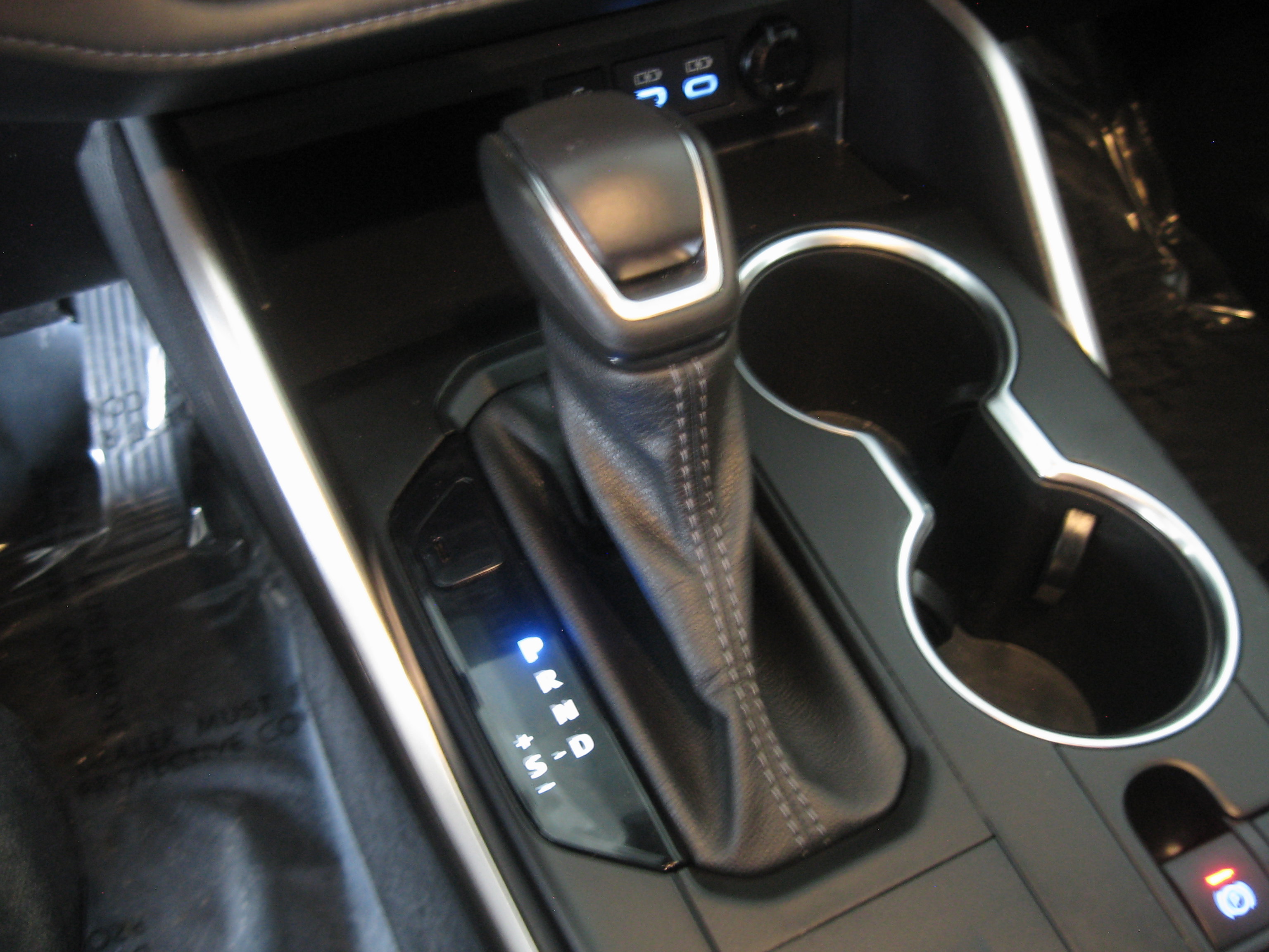 Used 2022 Toyota Highlander XLE image 17