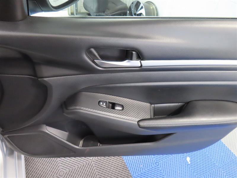Used 2022 Nissan Altima 2.5 SV FWD image 34