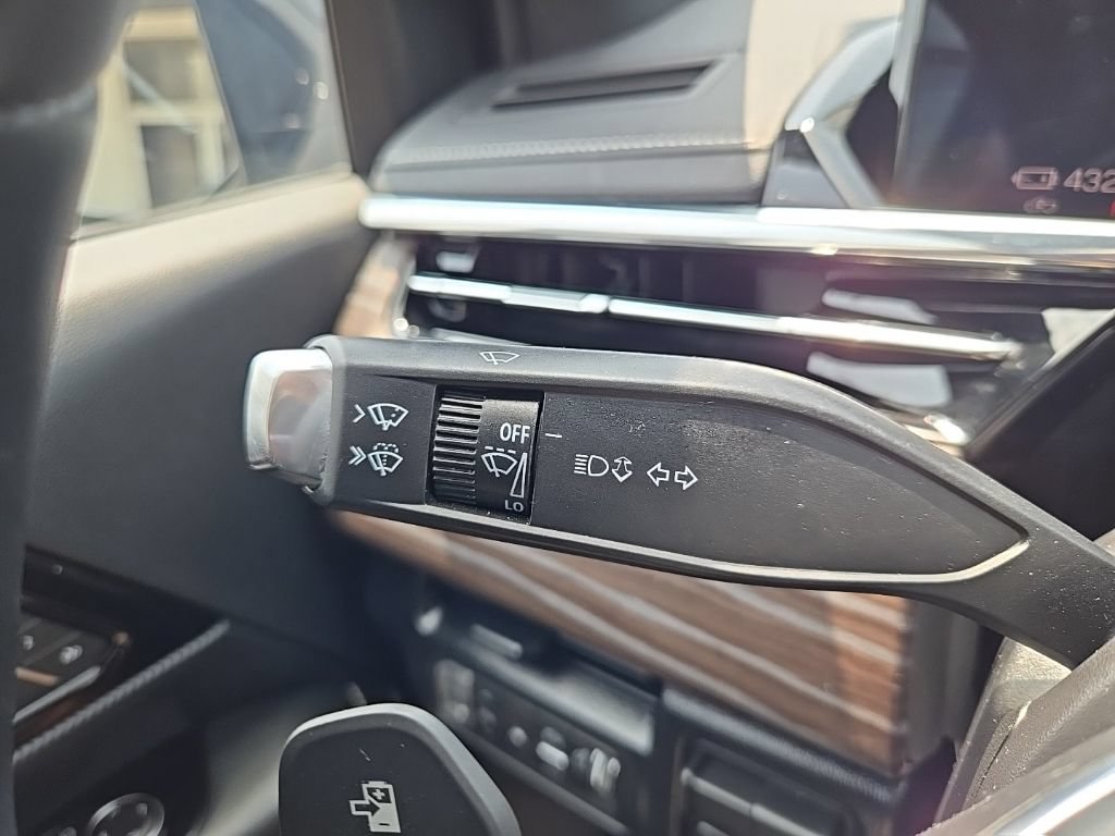 Used 2026 GMC Sierra EV Denali AWD/4WD image 23