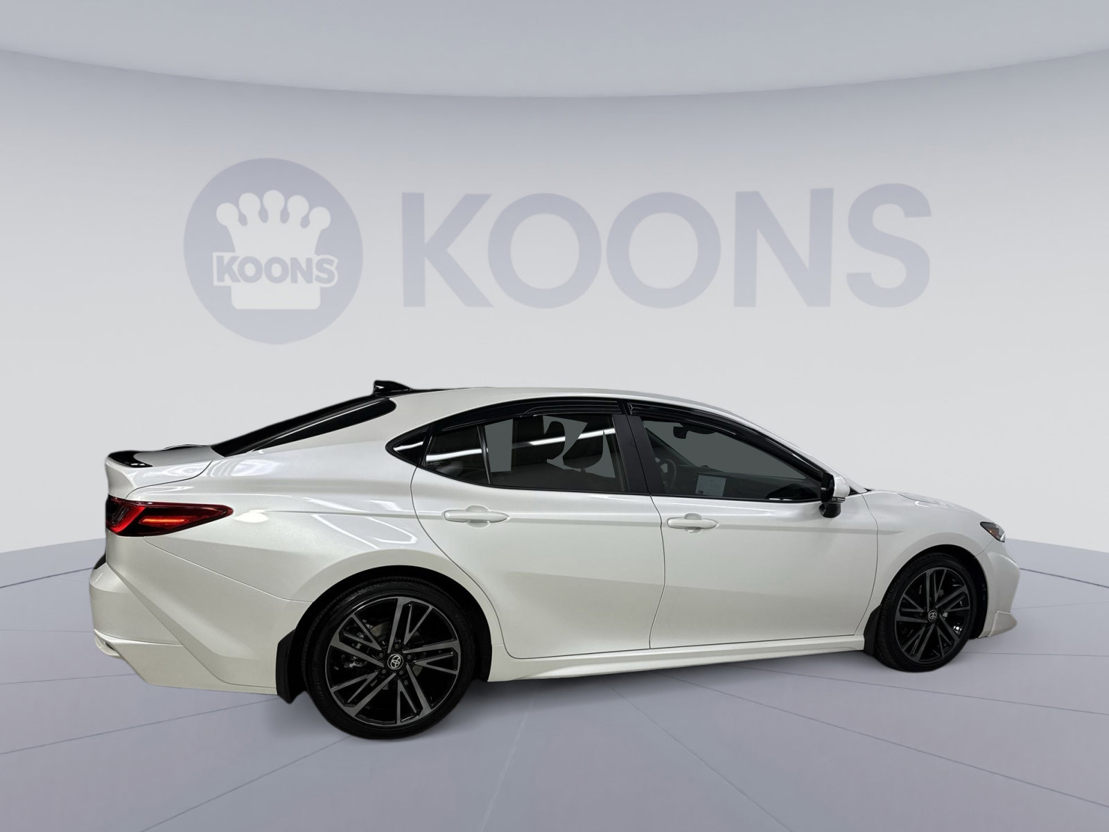 Used 2025 Toyota Camry XSE image 13