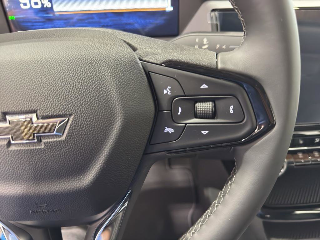 New 2027 Chevrolet Bolt LT w/ Comfort Package FWD image 15