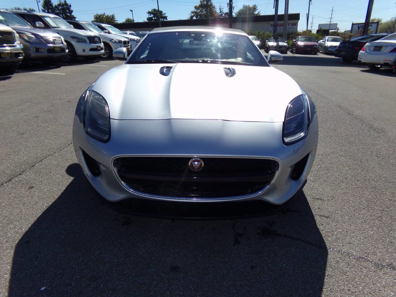 Used 2018 Jaguar F-TYPE Convertible image 42